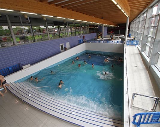 Couloir Piscine du Point d'eau